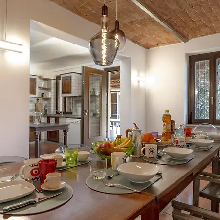 Floro Casa de Férias Azzano d'Asti
